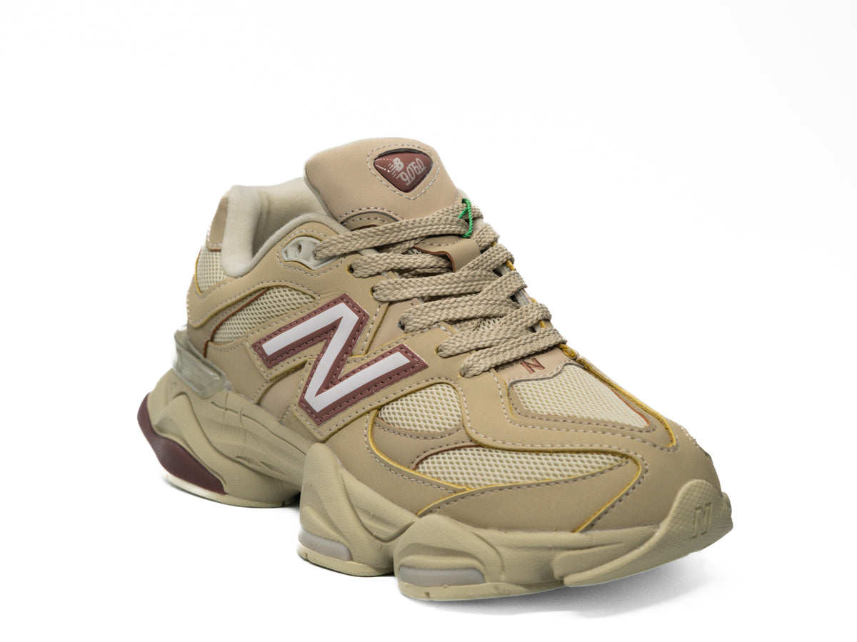 New Balance 9060 BEIGE SPARORW.