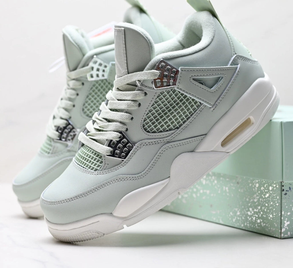 Jordan 4 RetroSeafoam Sail