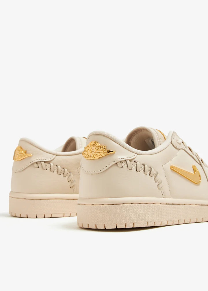 Jordan 1 Low Method of Make Legend Light Brow